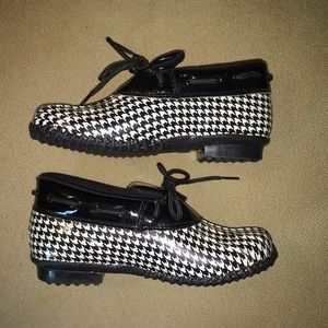 Corky's Mud Bugs Shoe Blk/Wt Houndstooth - Size:6